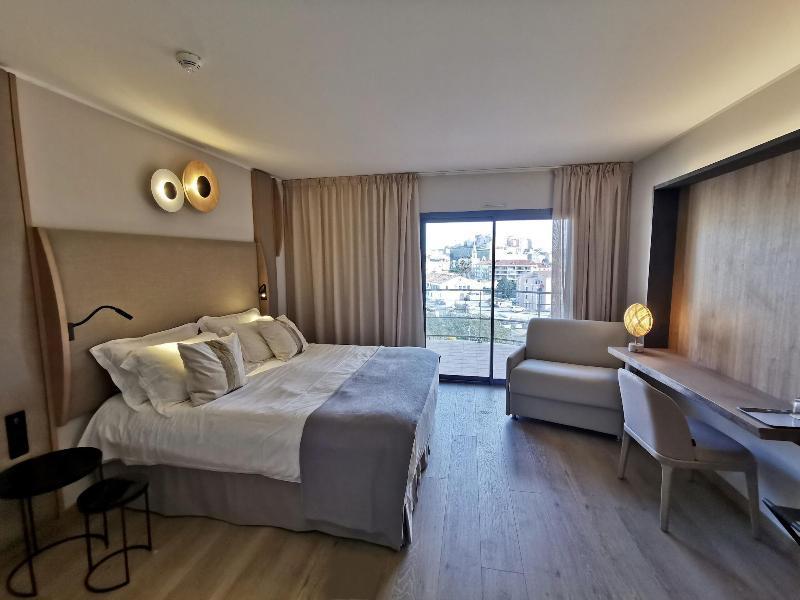 Hotel L'acquale Calvi (Corsica)
